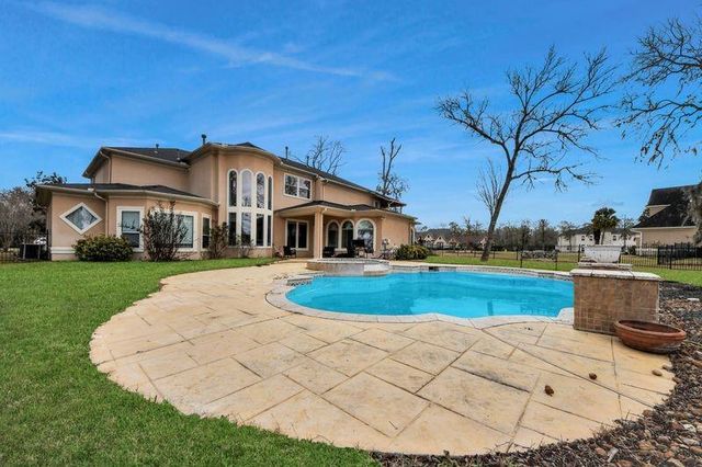 8930 Water Crest Trail, Richmond, TX 77469