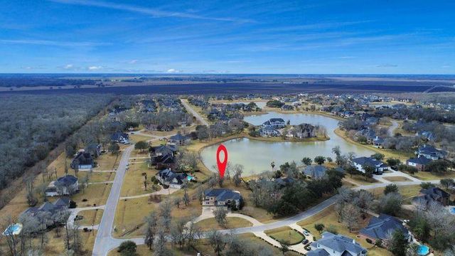 8930 Water Crest Trail, Richmond, TX 77469