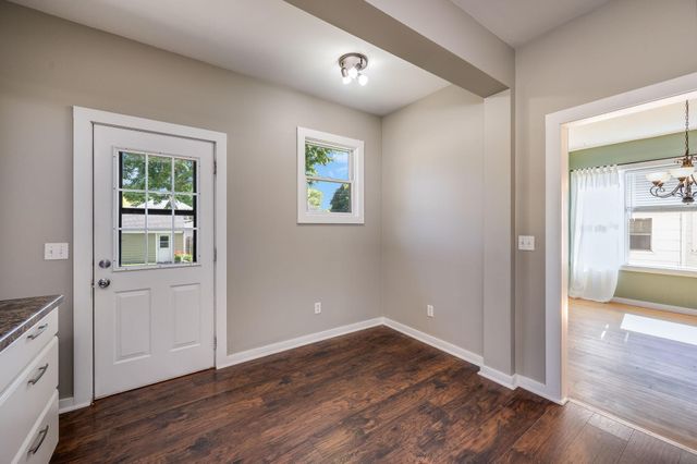 431 Nicollet Avenue, Mankato, MN 56003