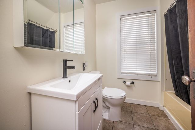 431 Nicollet Avenue, Mankato, MN 56003