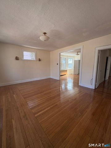 786 Elm Street 1, New Haven, CT 06511