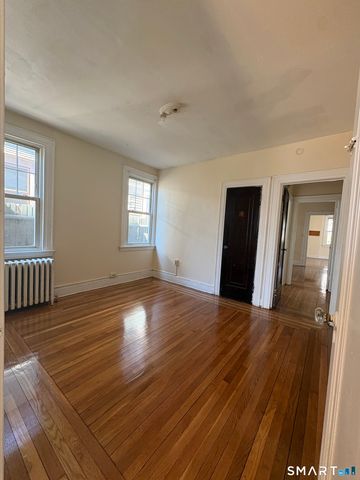 786 Elm Street 1, New Haven, CT 06511