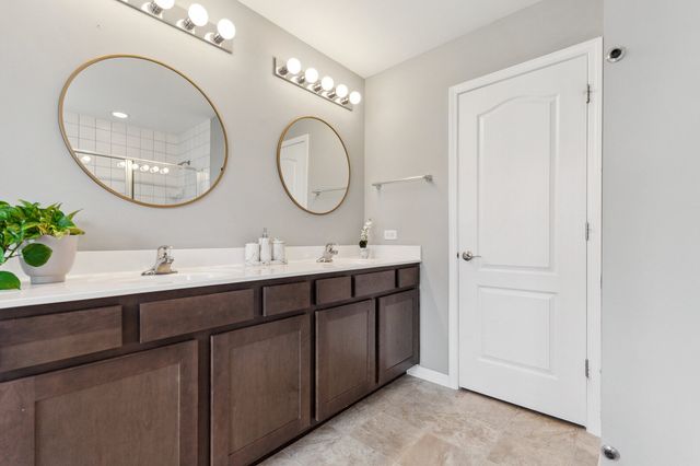 12811 Conifer Street, Plainfield, IL 60585