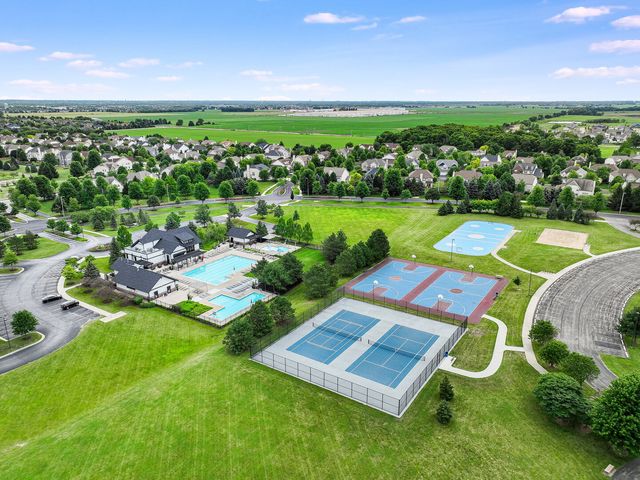 12811 Conifer Street, Plainfield, IL 60585