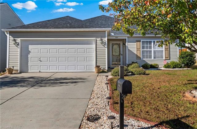 3109 Asheton Grove Court, Winston-salem, NC 27127