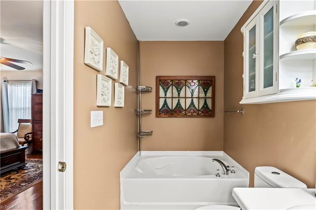 3109 Asheton Grove Court, Winston-salem, NC 27127