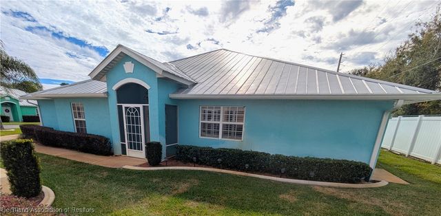 1961 Pine Key Boulevard, Sebring, FL 33870