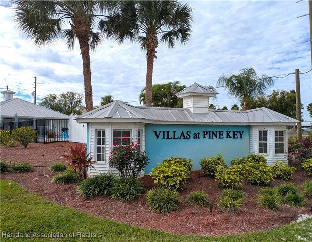 1961 Pine Key Boulevard, Sebring, FL 33870