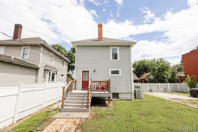 2423 Benton Street, Granite City, IL 62040