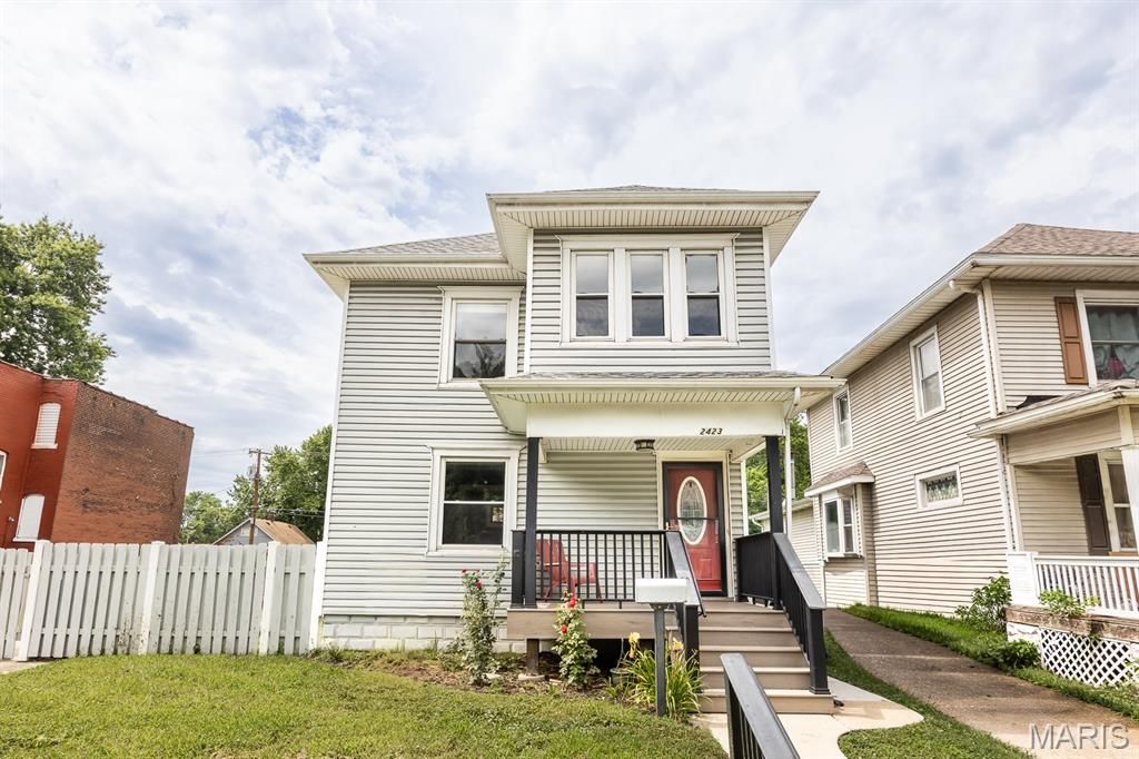 2423 Benton Street, Granite City, IL 62040