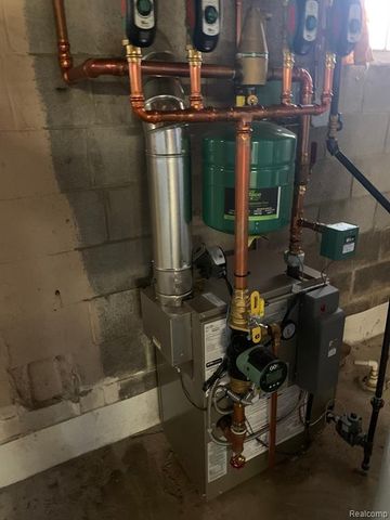 2300 S Baldwin Road, Lake Orion, MI 48360