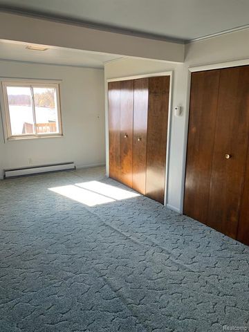 2300 S Baldwin Road, Lake Orion, MI 48360