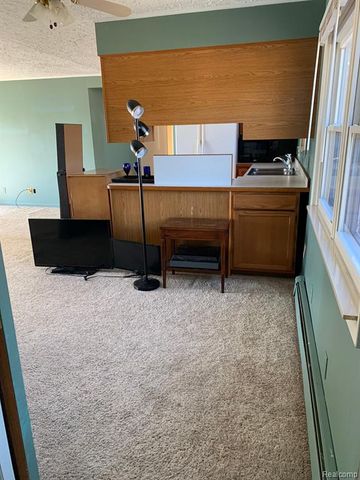 2300 S Baldwin Road, Lake Orion, MI 48360