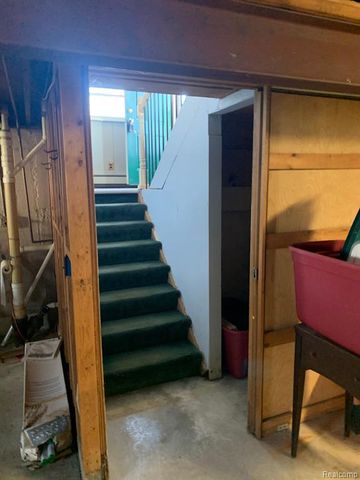 2300 S Baldwin Road, Lake Orion, MI 48360