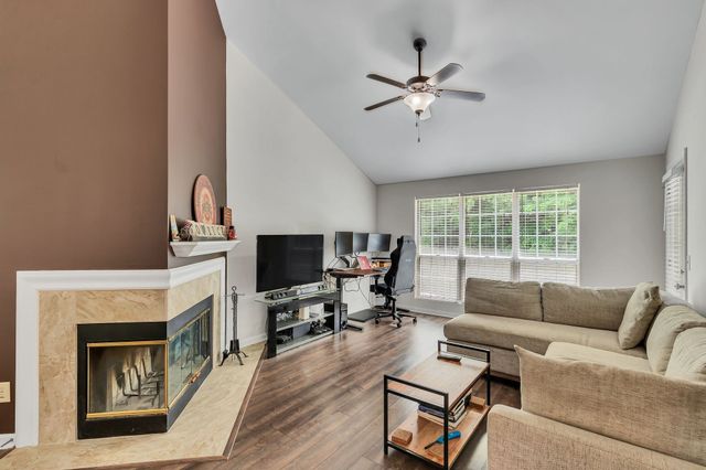 212 Post Creek Rd, Nashville, TN 37221