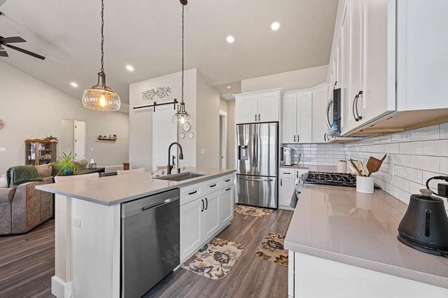 819 RED APPLE ROAD, Grand Junction, CO 81505