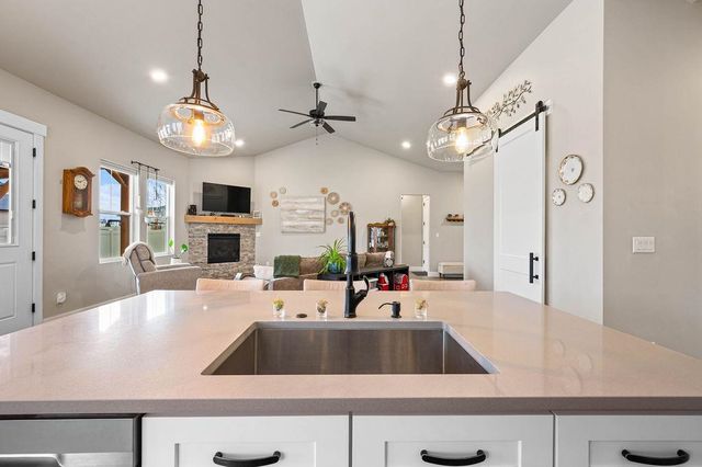 819 RED APPLE ROAD, Grand Junction, CO 81505