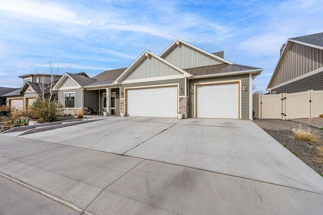819 RED APPLE ROAD, Grand Junction, CO 81505