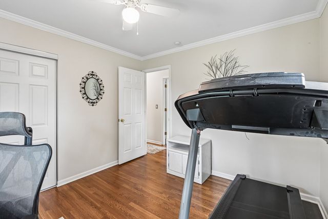 1810 N RIDGE Avenue, Arlington Heights, IL 60004