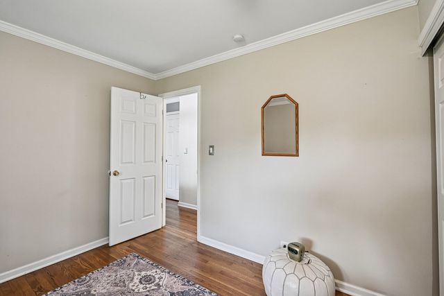 1810 N RIDGE Avenue, Arlington Heights, IL 60004