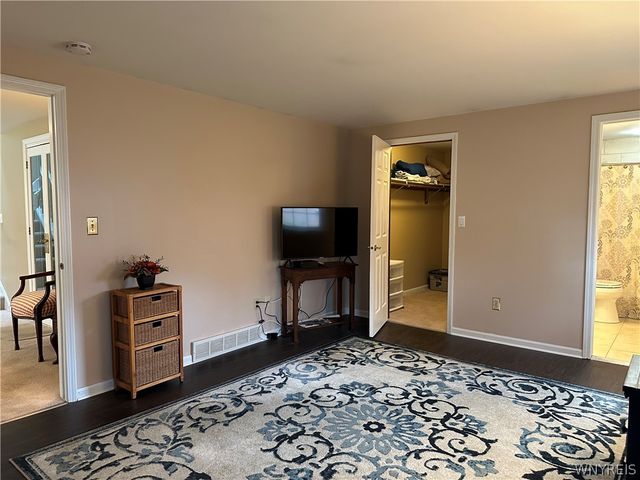 25 Wellington Court, Amherst, NY 14221