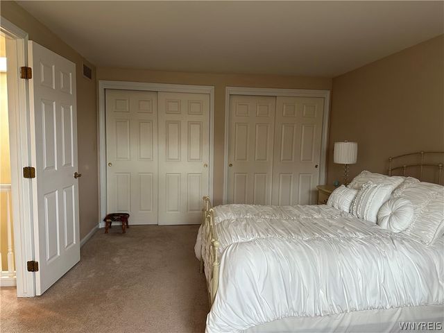 25 Wellington Court, Amherst, NY 14221