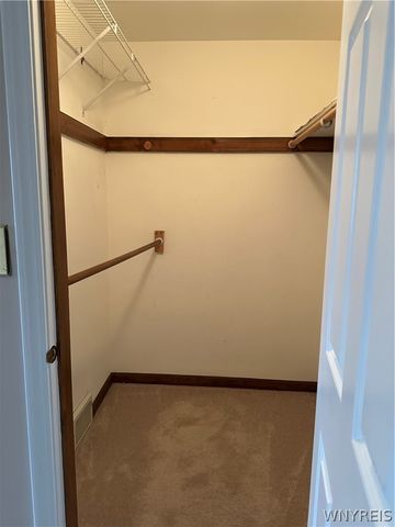 25 Wellington Court, Amherst, NY 14221