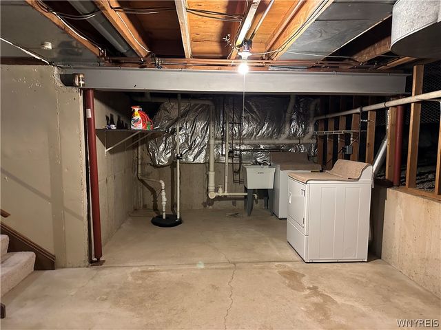 25 Wellington Court, Amherst, NY 14221