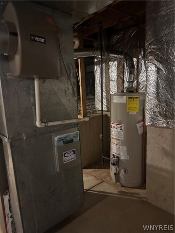 25 Wellington Court, Amherst, NY 14221