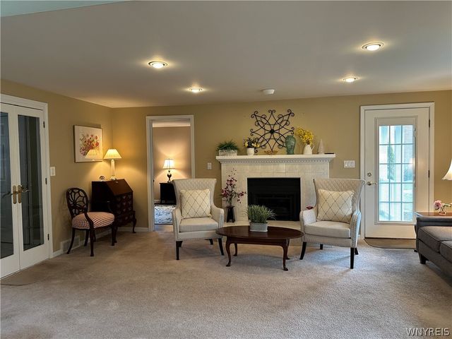 25 Wellington Court, Amherst, NY 14221