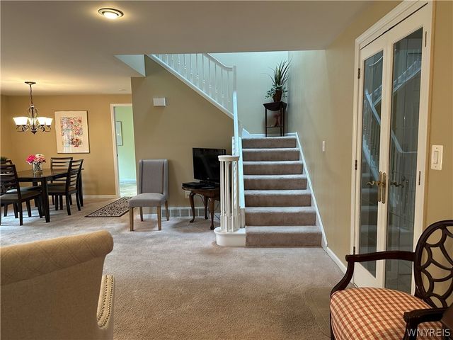 25 Wellington Court, Amherst, NY 14221