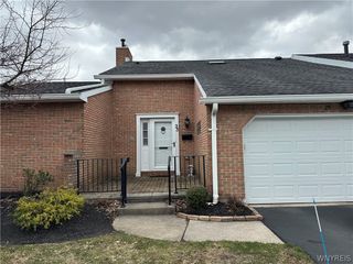 25 Wellington Court, Amherst, NY 14221