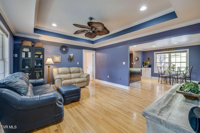 564 Dogwood Drive, Kingsport, TN 37663