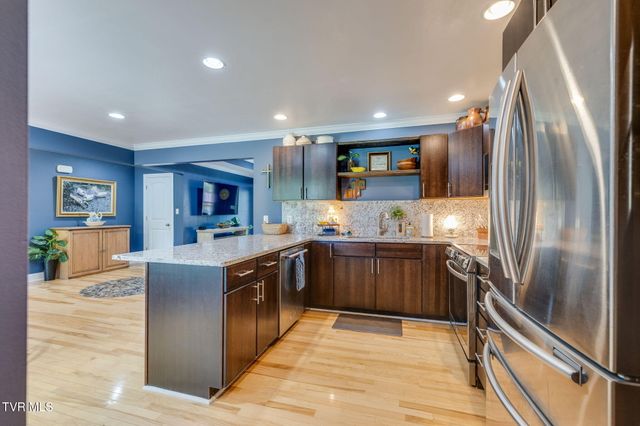 564 Dogwood Drive, Kingsport, TN 37663