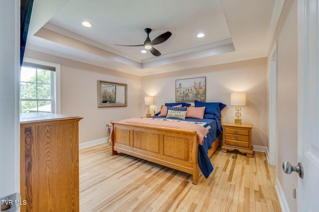 564 Dogwood Drive, Kingsport, TN 37663