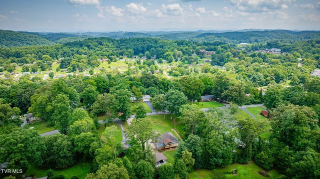 564 Dogwood Drive, Kingsport, TN 37663