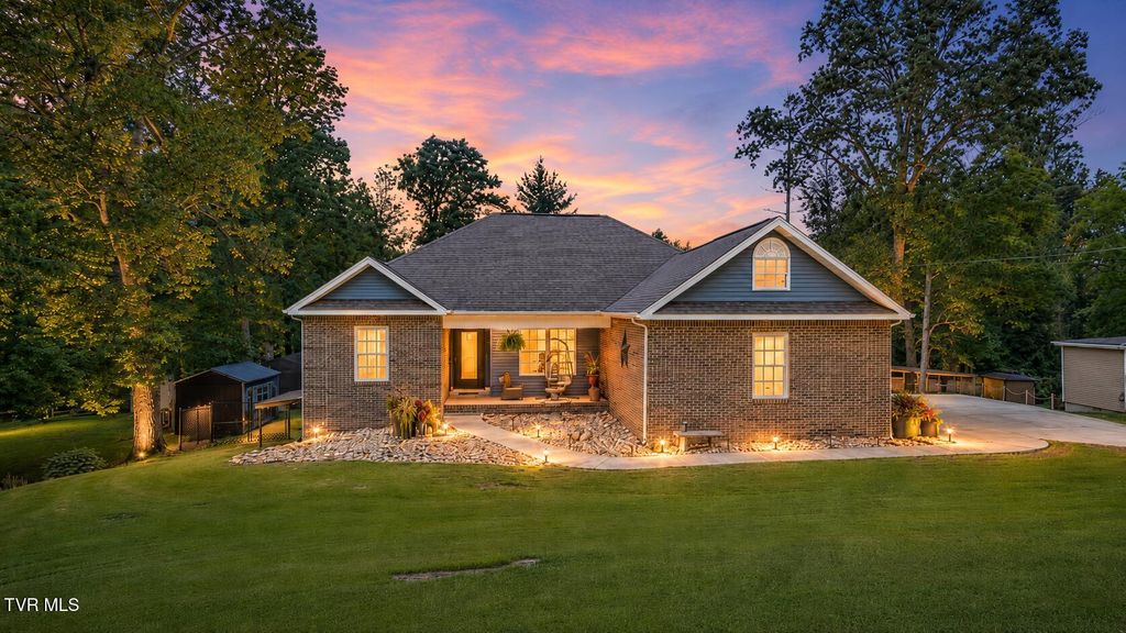 564 Dogwood Drive, Kingsport, TN 37663