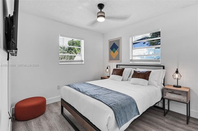 7471 Hope Street, Hollywood, FL 33024