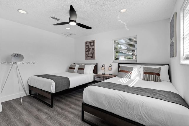 7471 Hope Street, Hollywood, FL 33024
