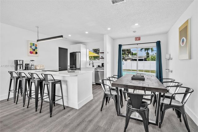 7471 Hope Street, Hollywood, FL 33024