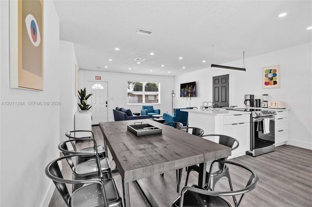 7471 Hope Street, Hollywood, FL 33024