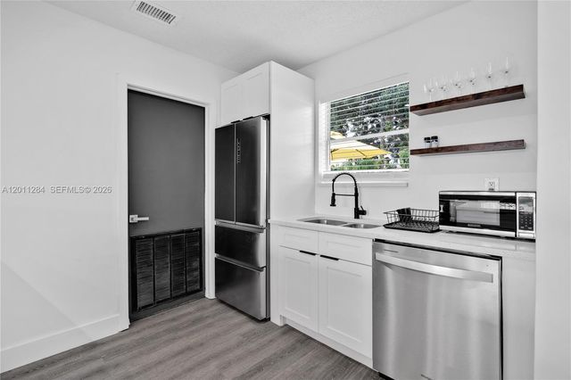 7471 Hope Street, Hollywood, FL 33024