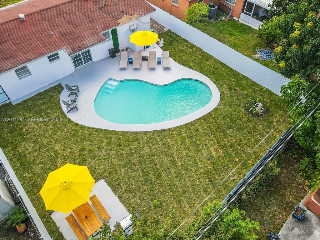 7471 Hope Street, Hollywood, FL 33024