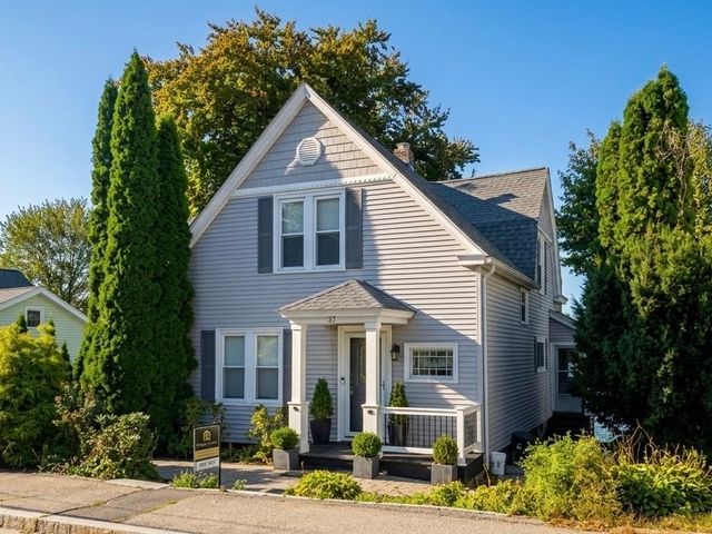 37 Proctor St, Worcester, MA 01606