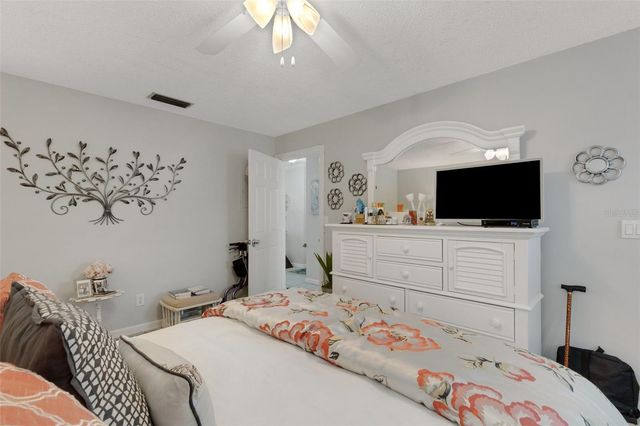 115 ELMWOOD CIRCLE 115, Seminole, FL 33777