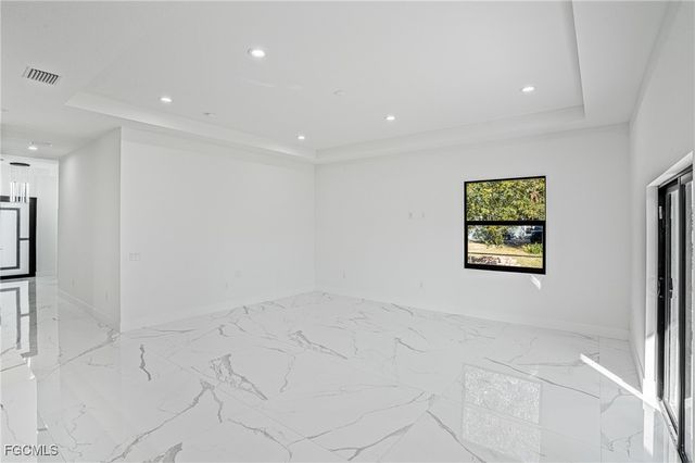 5008 N Obispo CIR, Labelle, FL 33935