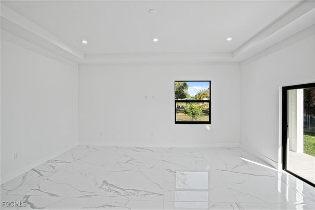 5008 N Obispo CIR, Labelle, FL 33935