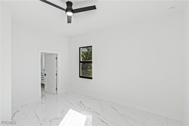 5008 N Obispo CIR, Labelle, FL 33935