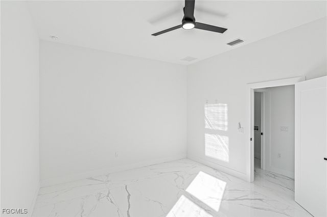 5008 N Obispo CIR, Labelle, FL 33935