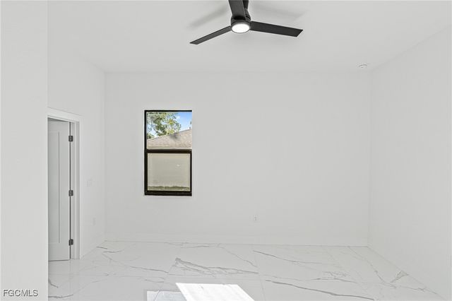 5008 N Obispo CIR, Labelle, FL 33935